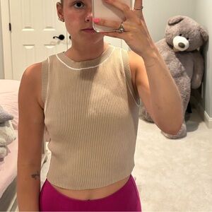 Ribbed tank